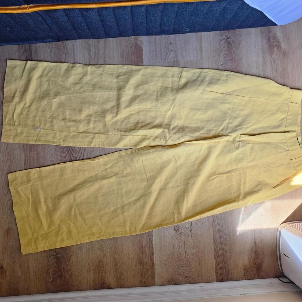 Zara Women's Yellow Trousers